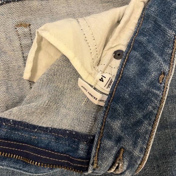 The loft size 14 cropped jeans - Picture 3 of 3